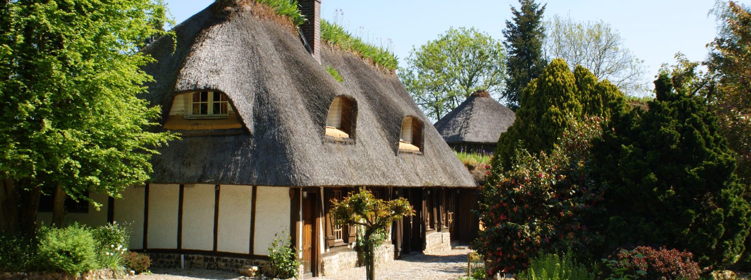 Hôtel-Le-Petit-Coq-aux-Champs-à-Campigny-près-de-pont-Audeme 